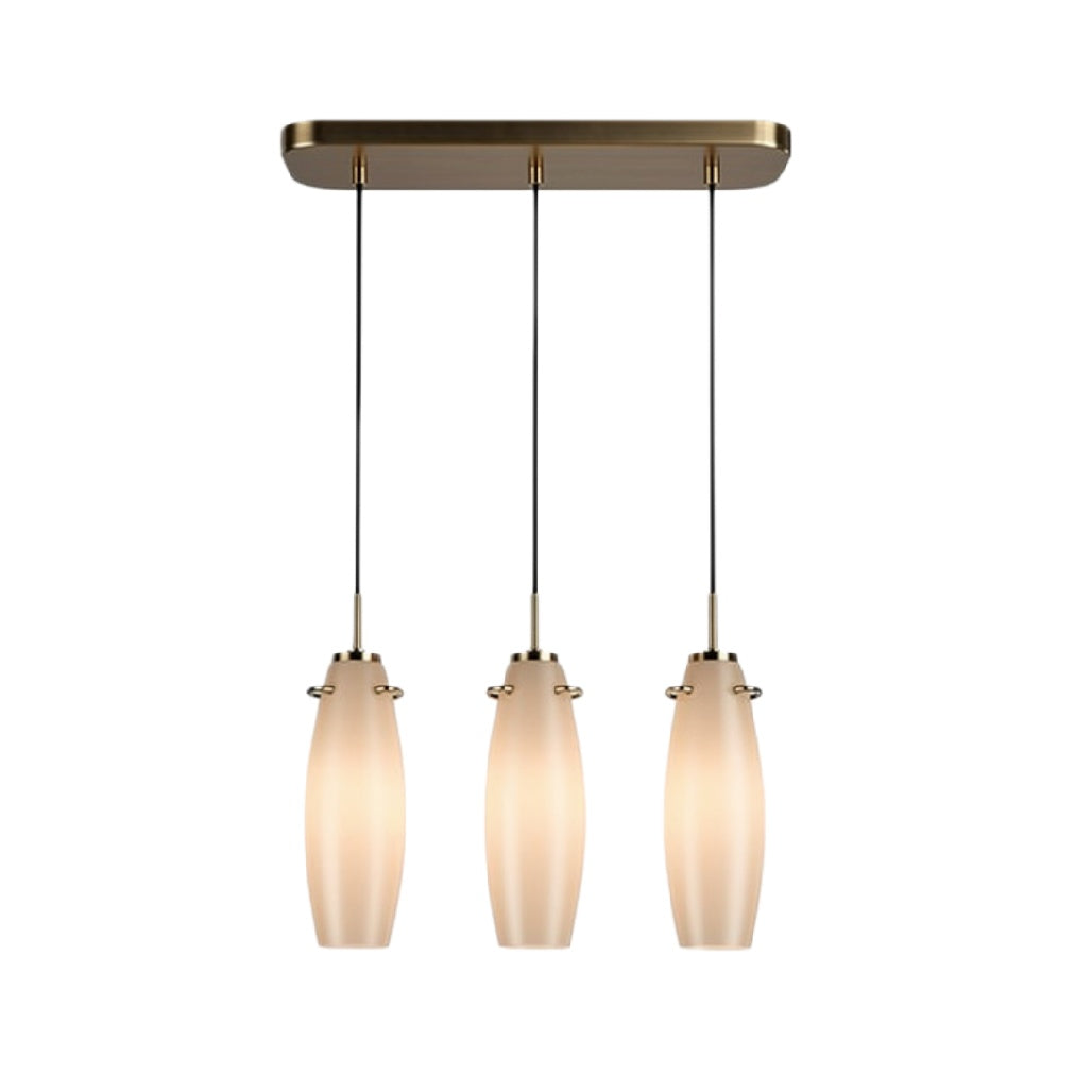 Hanglamp met drie glazen kappen in modern design